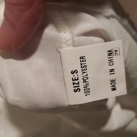 ๐HP๐New boutique swiss dot lace splicing top - Picture 9 of 11